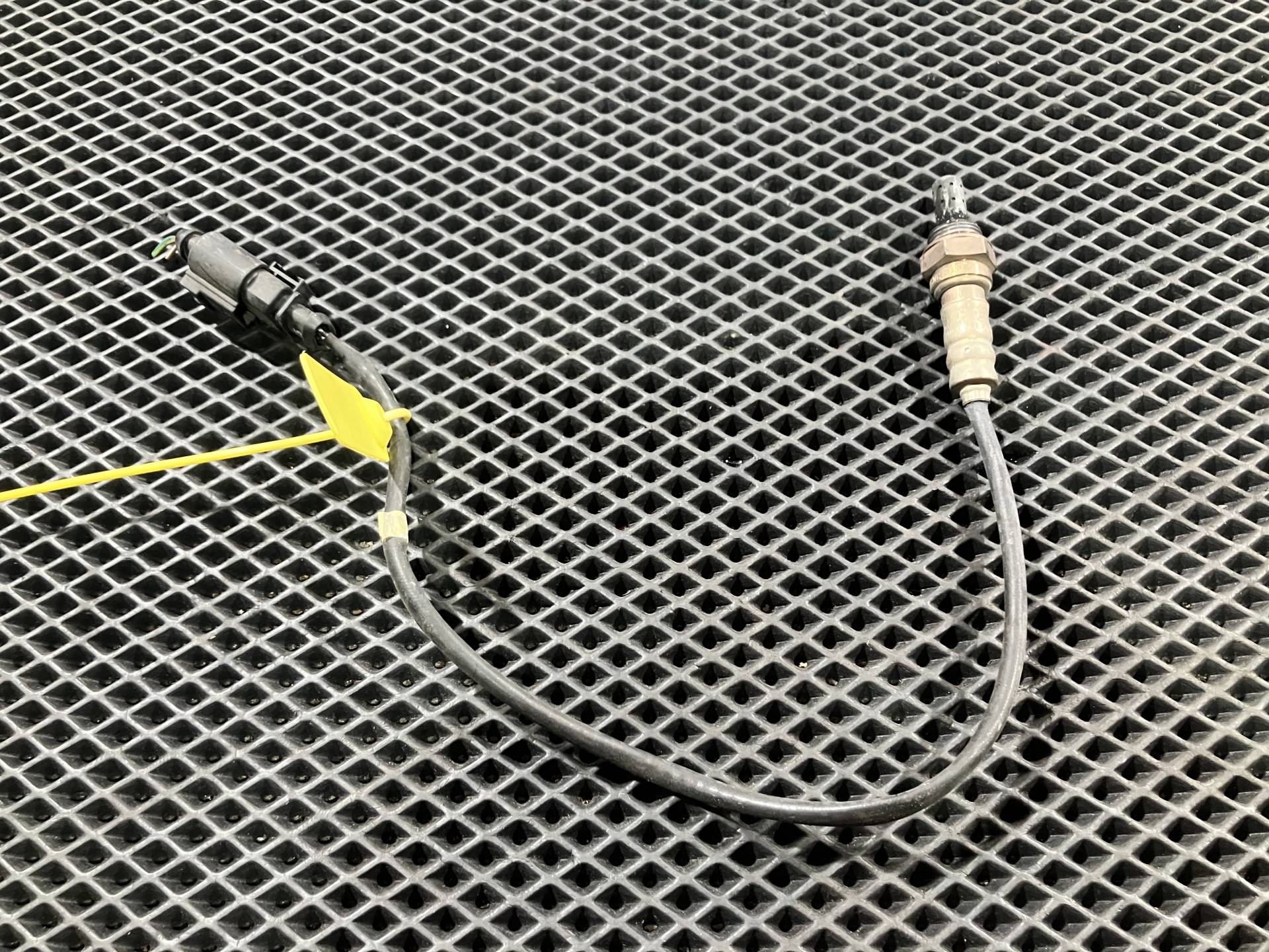 Лямбда-зонд Audi A7 4G 2012 OEM 06E906265AA