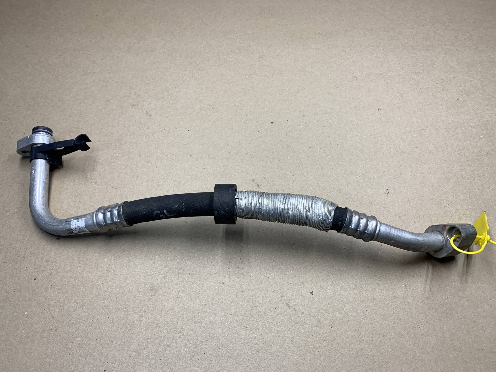 Трубка кондиционера Mercedes GL X164 2010 OEM A1648301915