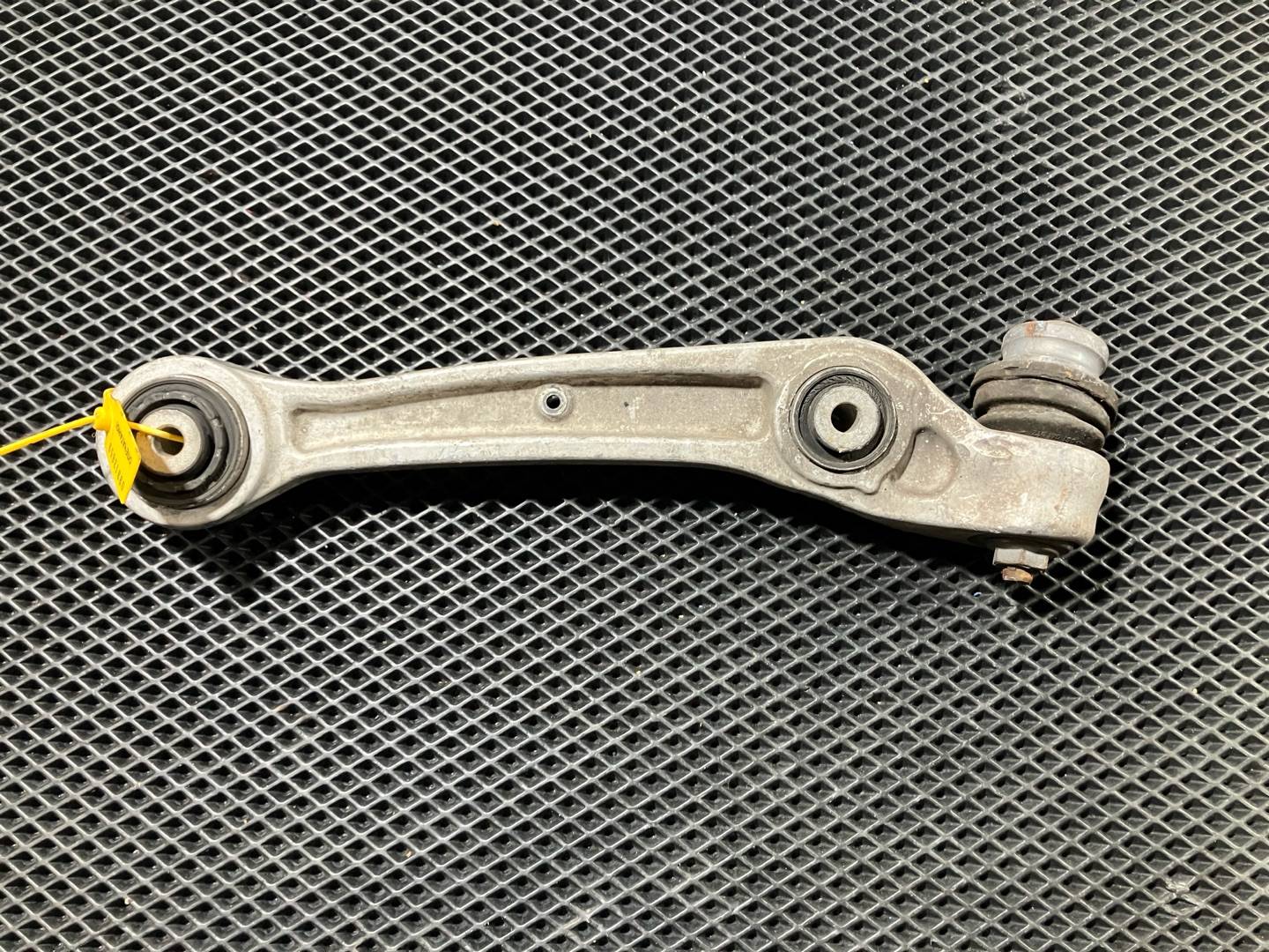 Рычаг передний правый Audi A8 D4/4H 2014 OEM 4H0407156A