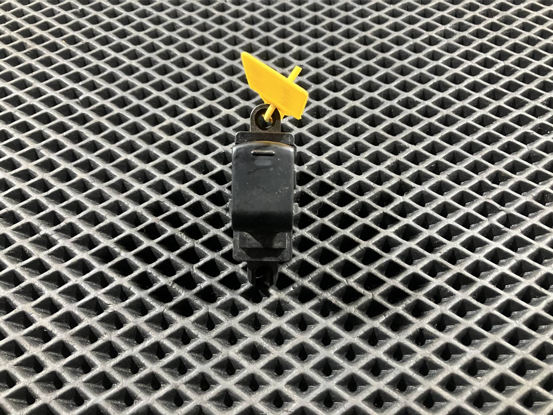 Кнопка стеклоподъемника переднего правого Infiniti G 4 2008 OEM 25411JK00A