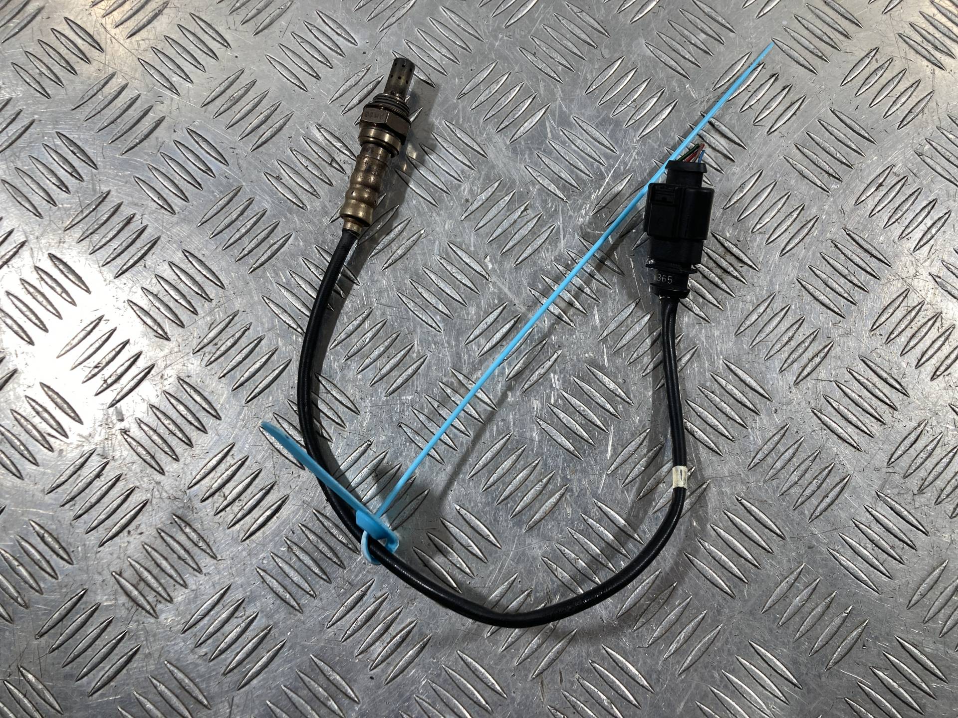 Лямбда-зонд Audi A7 4G 2012 OEM 06E906265AA
