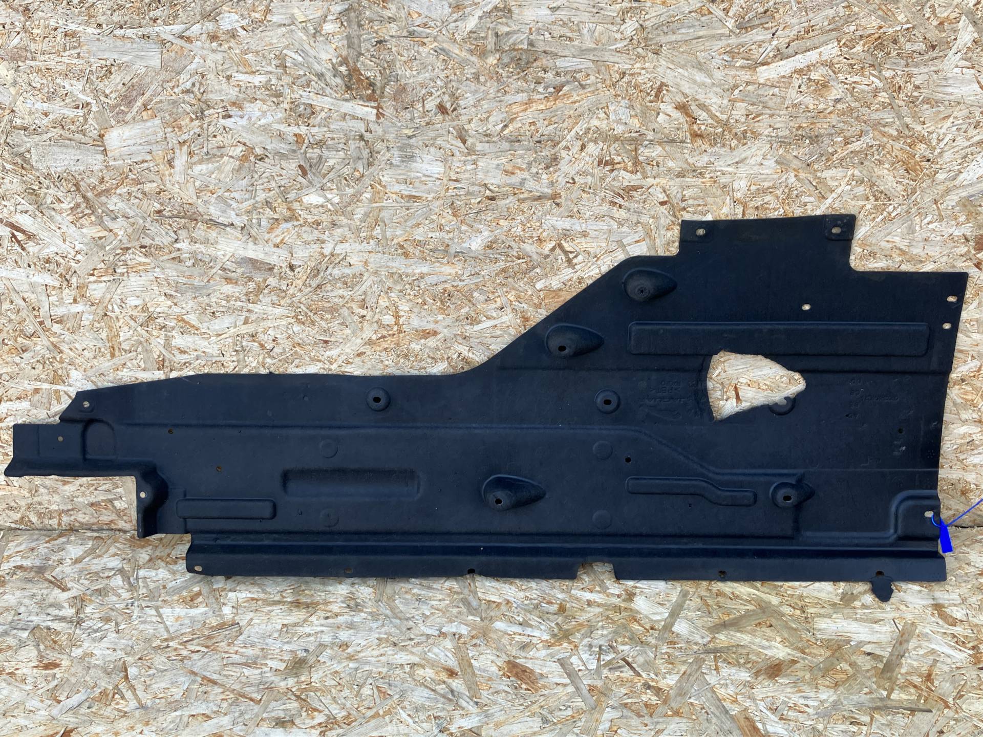 Защита днища Jaguar XE X760 2018 OEM GX73104C21AD, T2H19133, T4A1016
