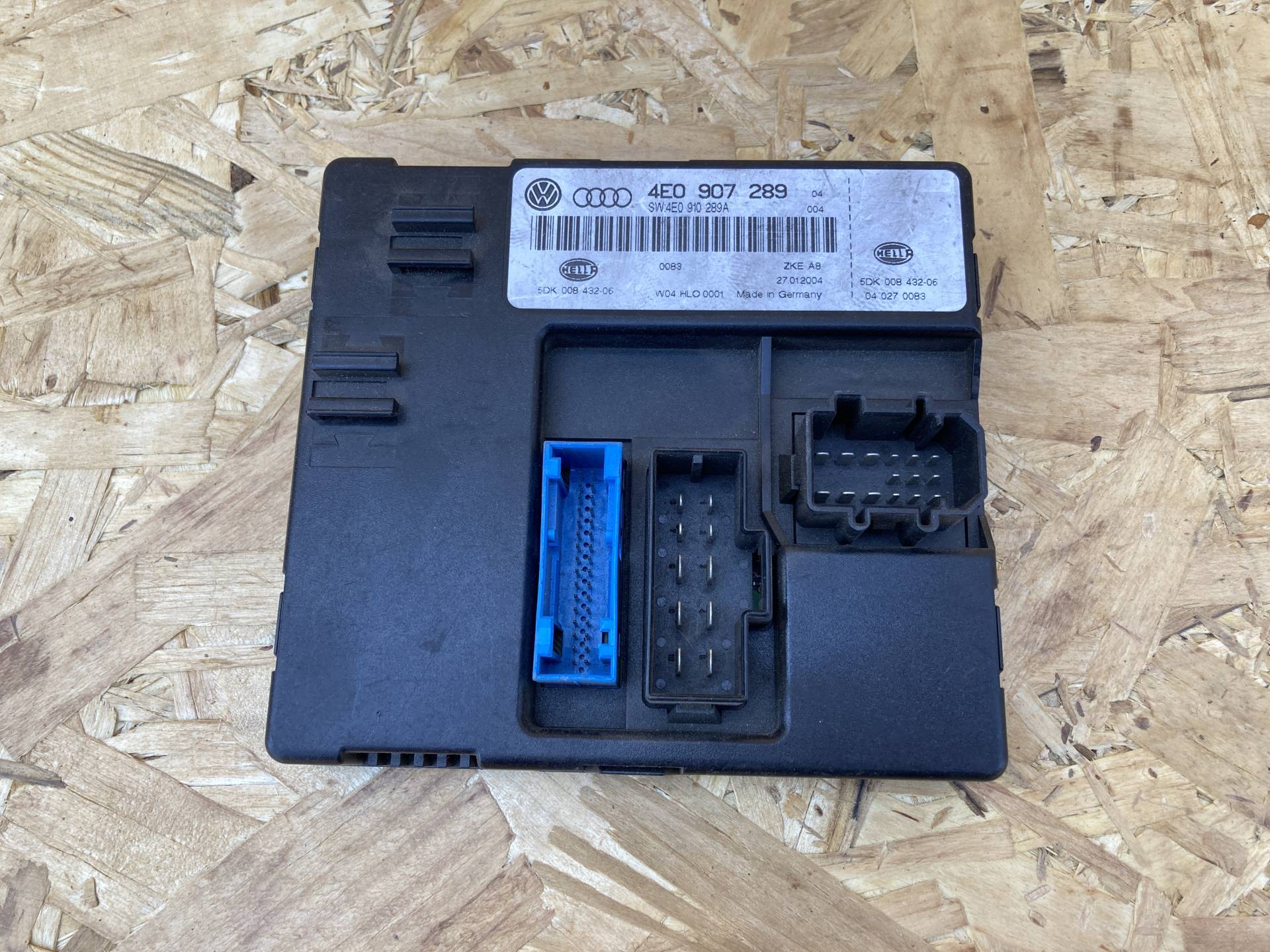 Блок комфорта Audi S8 D3 2004 OEM 4E0907289, 4E0910289A