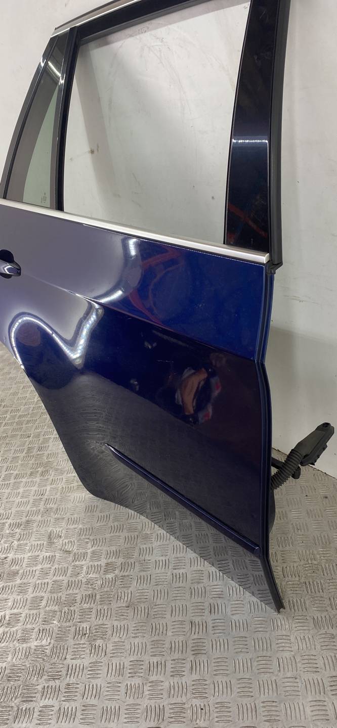 Дверь задняя правая BMW X5 (E70) купить в России