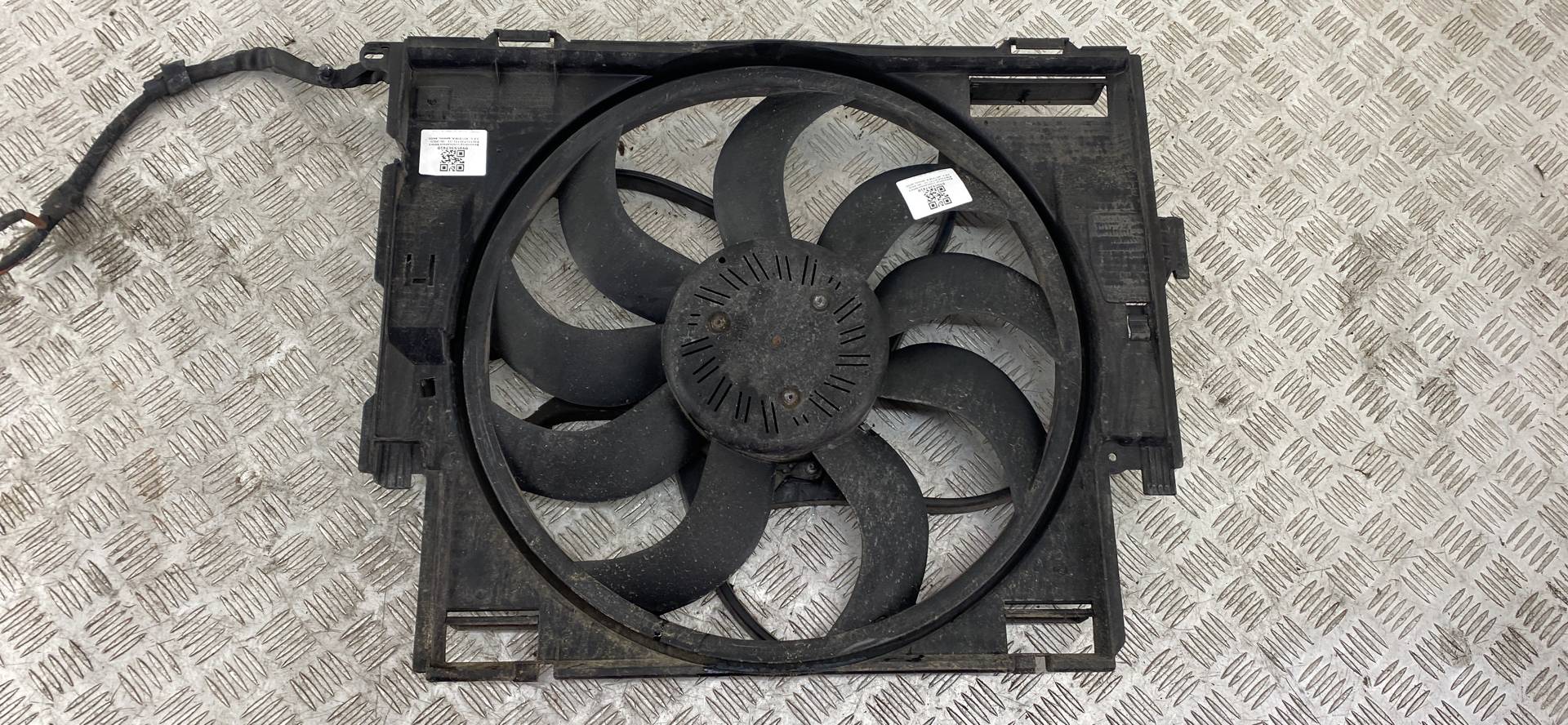 Вентилятор радиатора основного BMW 3-Series (F30/F31/F34/F35) купить в России