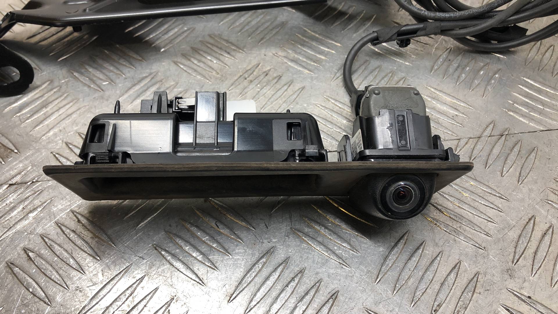 Камера заднего вида BMW X3 (F25) купить в России