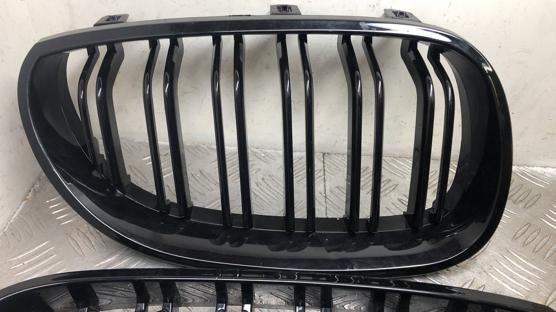 Решетка радиатора BMW 5-Series (E60/E61) купить в Беларуси