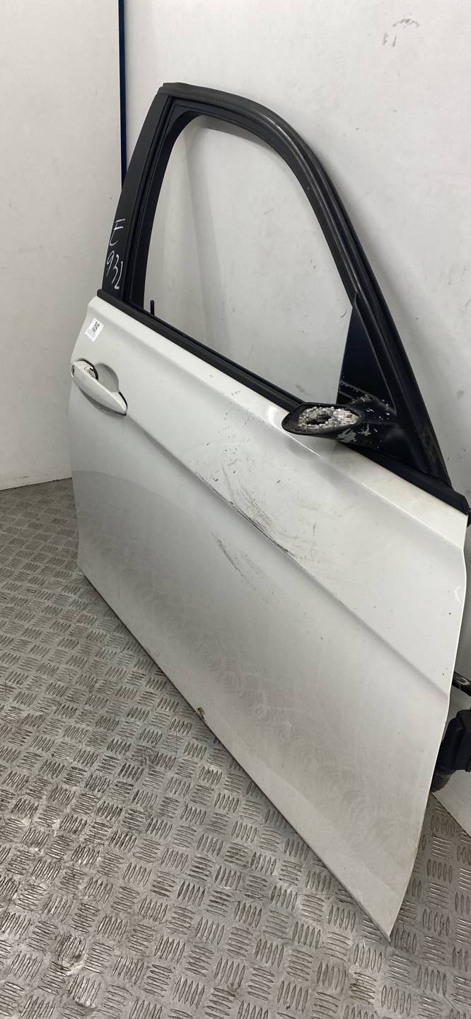 Дверь передняя правая BMW 3-Series (F30/F31/F34/F35) купить в Беларуси