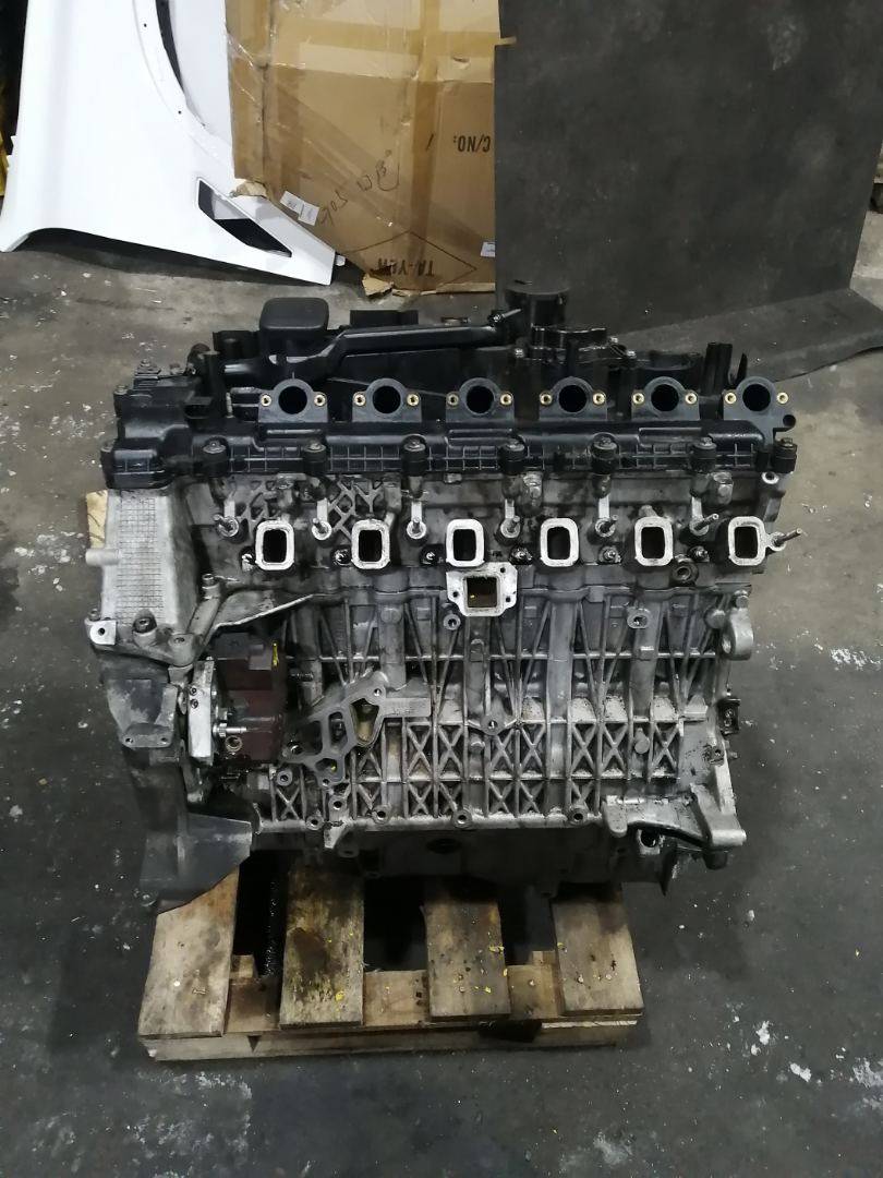 Двигатель (ДВС) BMW X5 (E70) купить в России