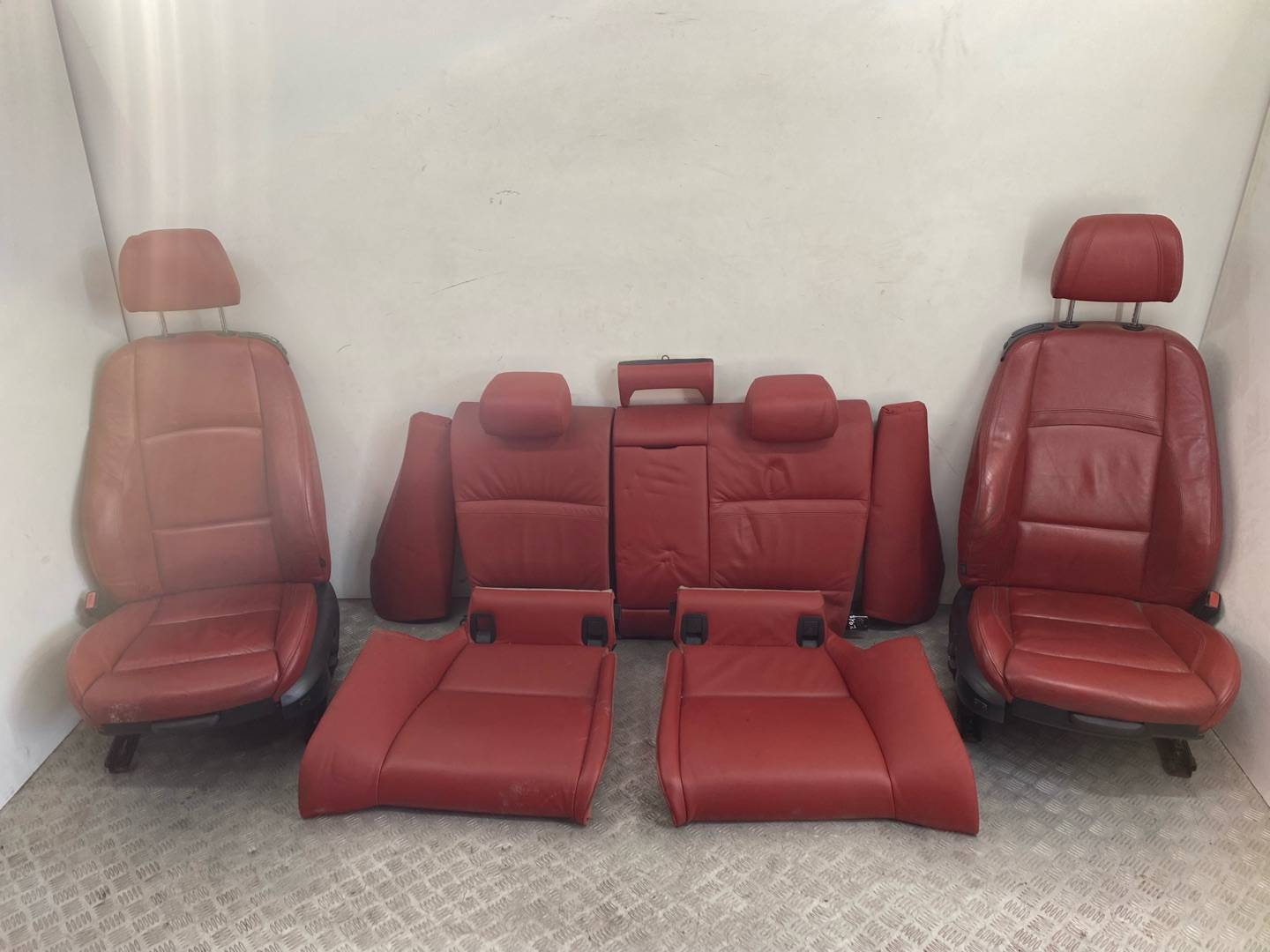 Салон (сидения) комплект BMW 3-Series (E90/E91/E92/E93) купить в Беларуси
