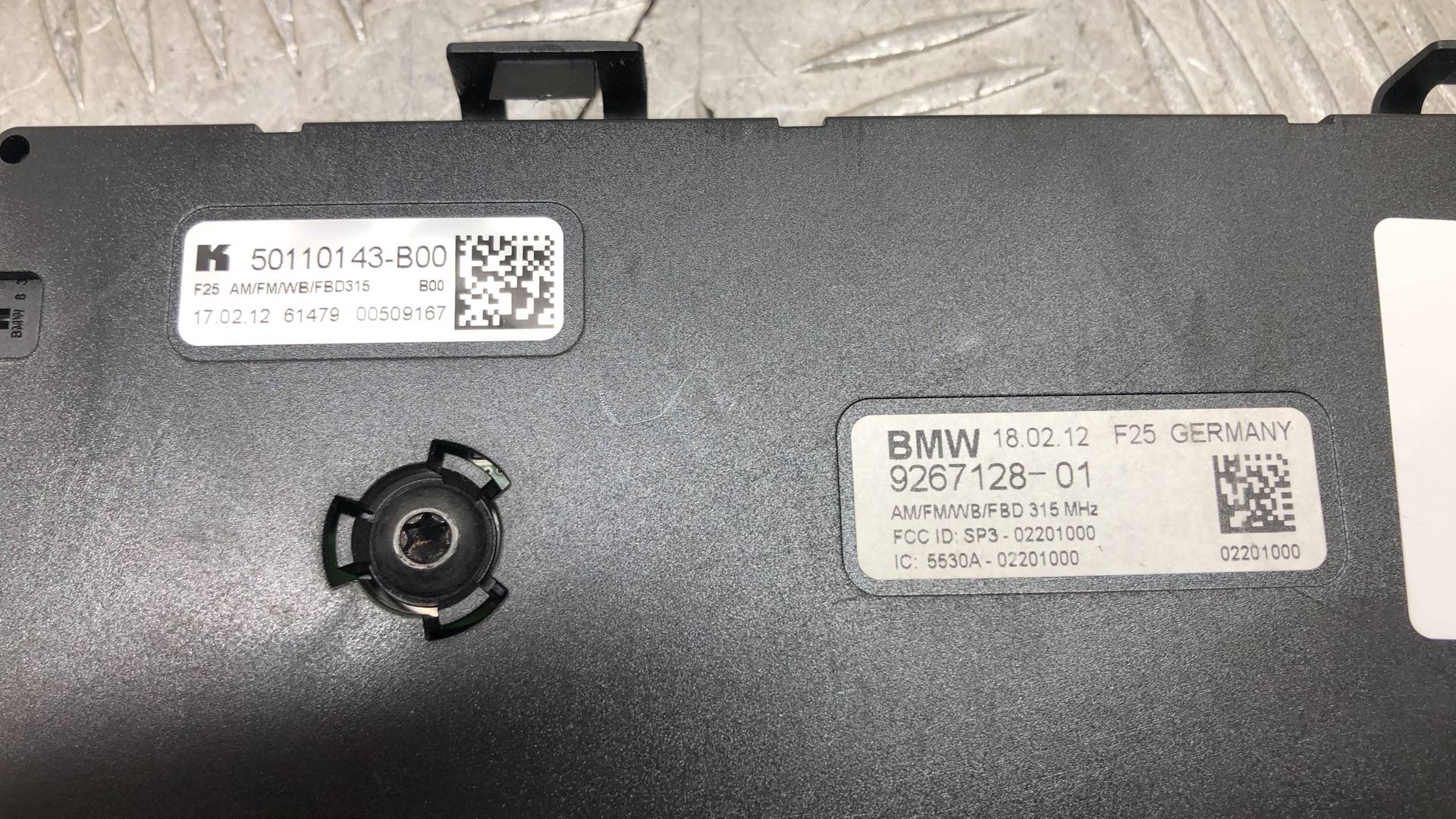 Усилитель антенны BMW X3 (F25) купить в России