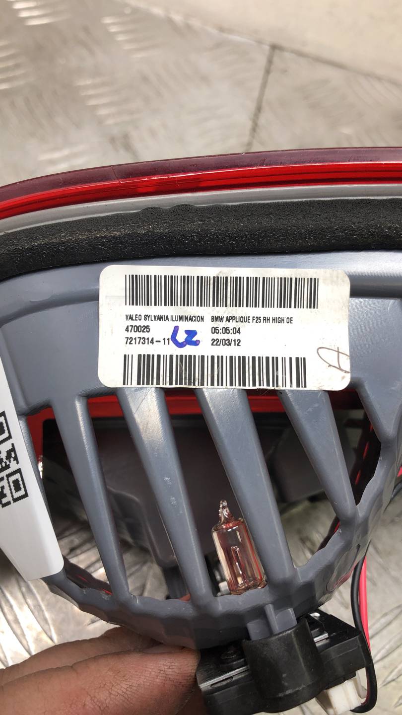 Фонарь крышки багажника правый BMW X3 (F25) купить в России