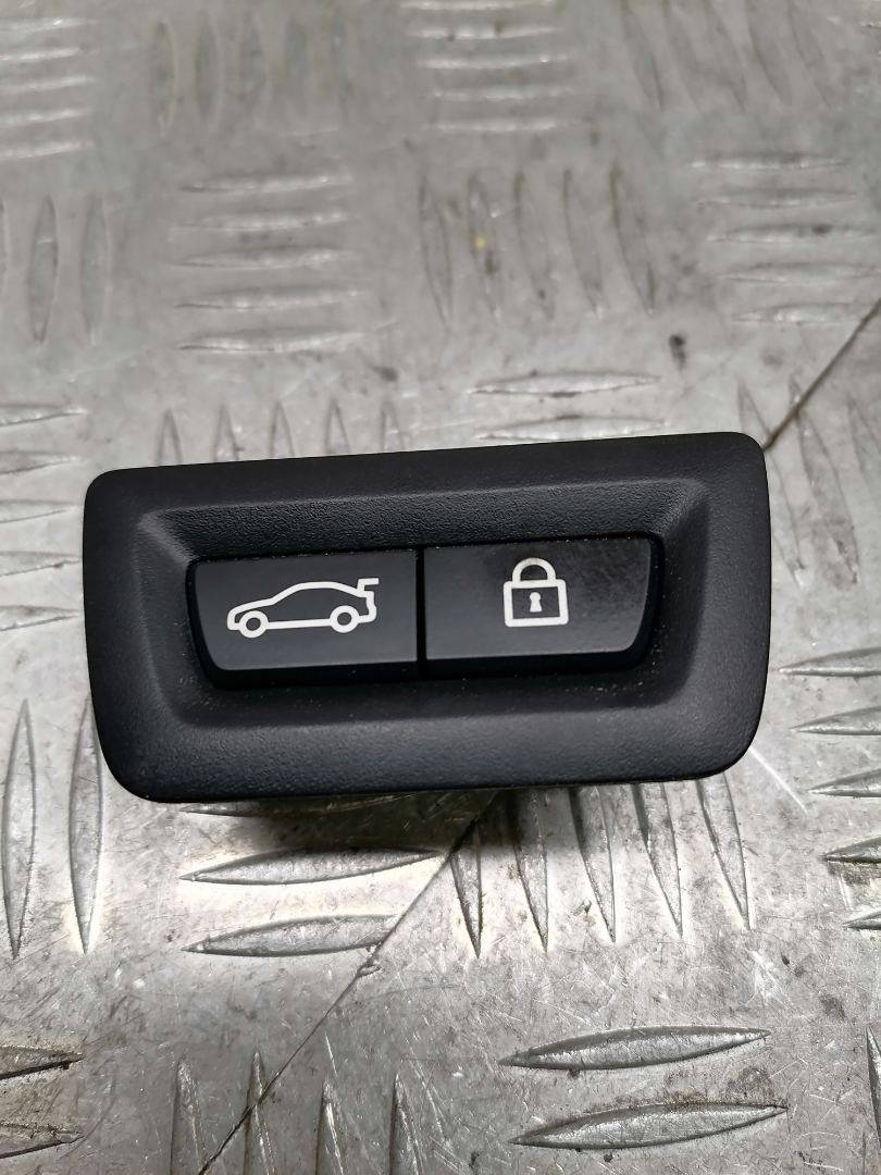 Кнопка открывания багажника BMW 5-Series (F07/F10/F11/F18) купить в Беларуси