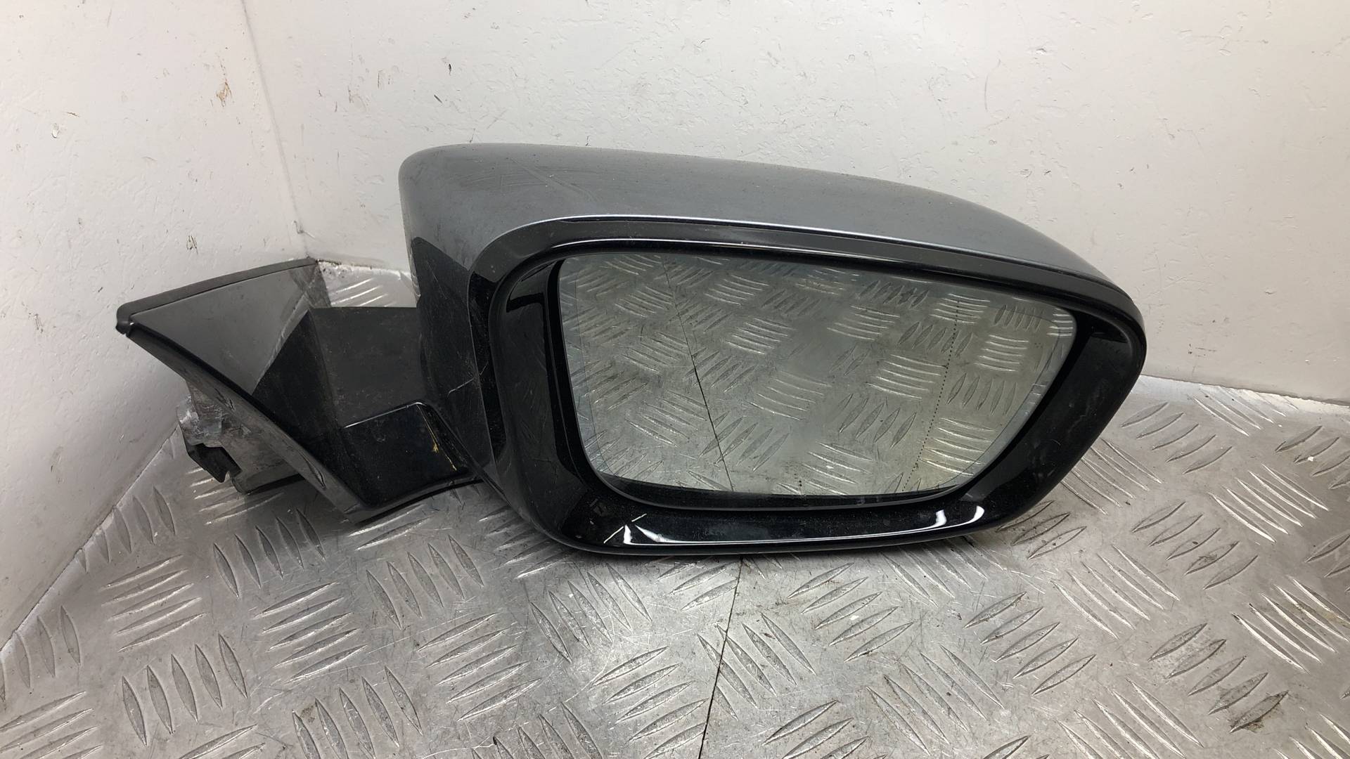 Зеркало боковое правое BMW 5-Series (G30/G31/G38) купить в России