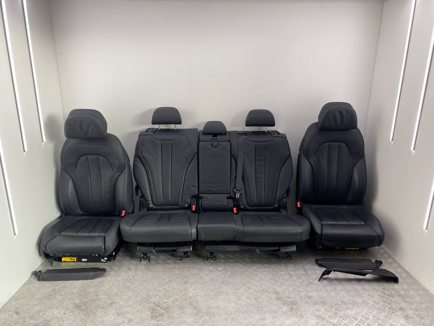 Салон (сидения) комплект BMW X5 (F15) купить в Беларуси