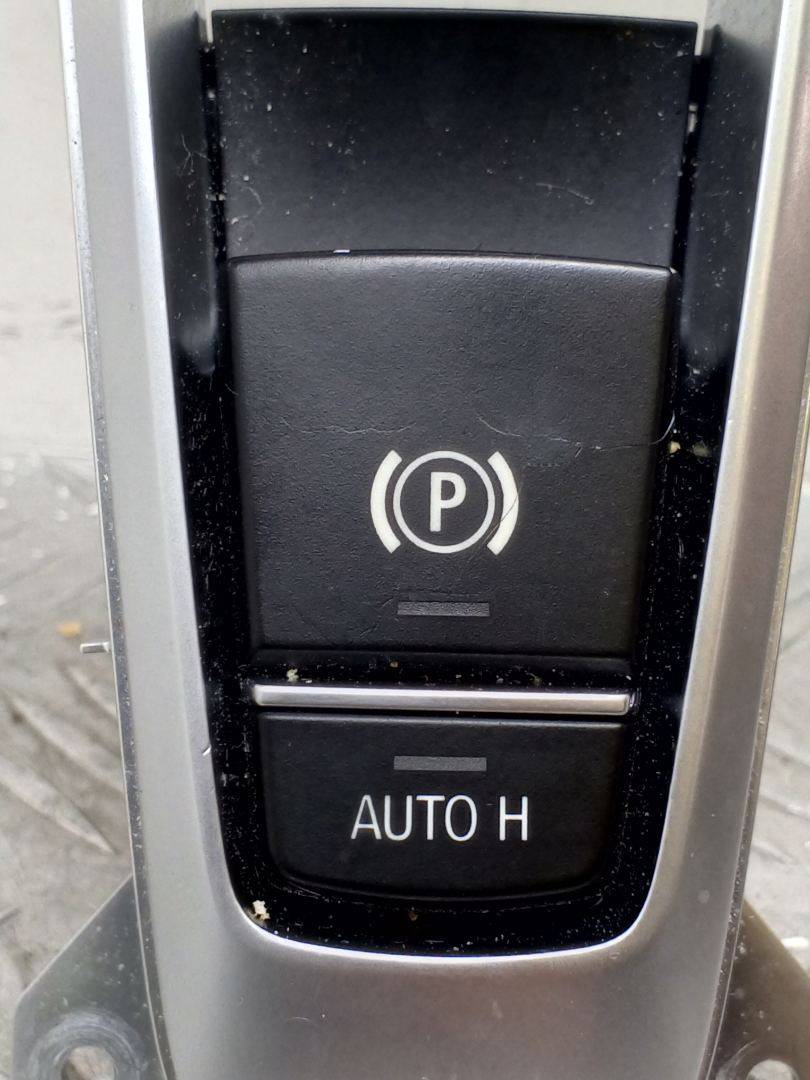 Кнопка ручного тормоза BMW X5 (F15) купить в Беларуси