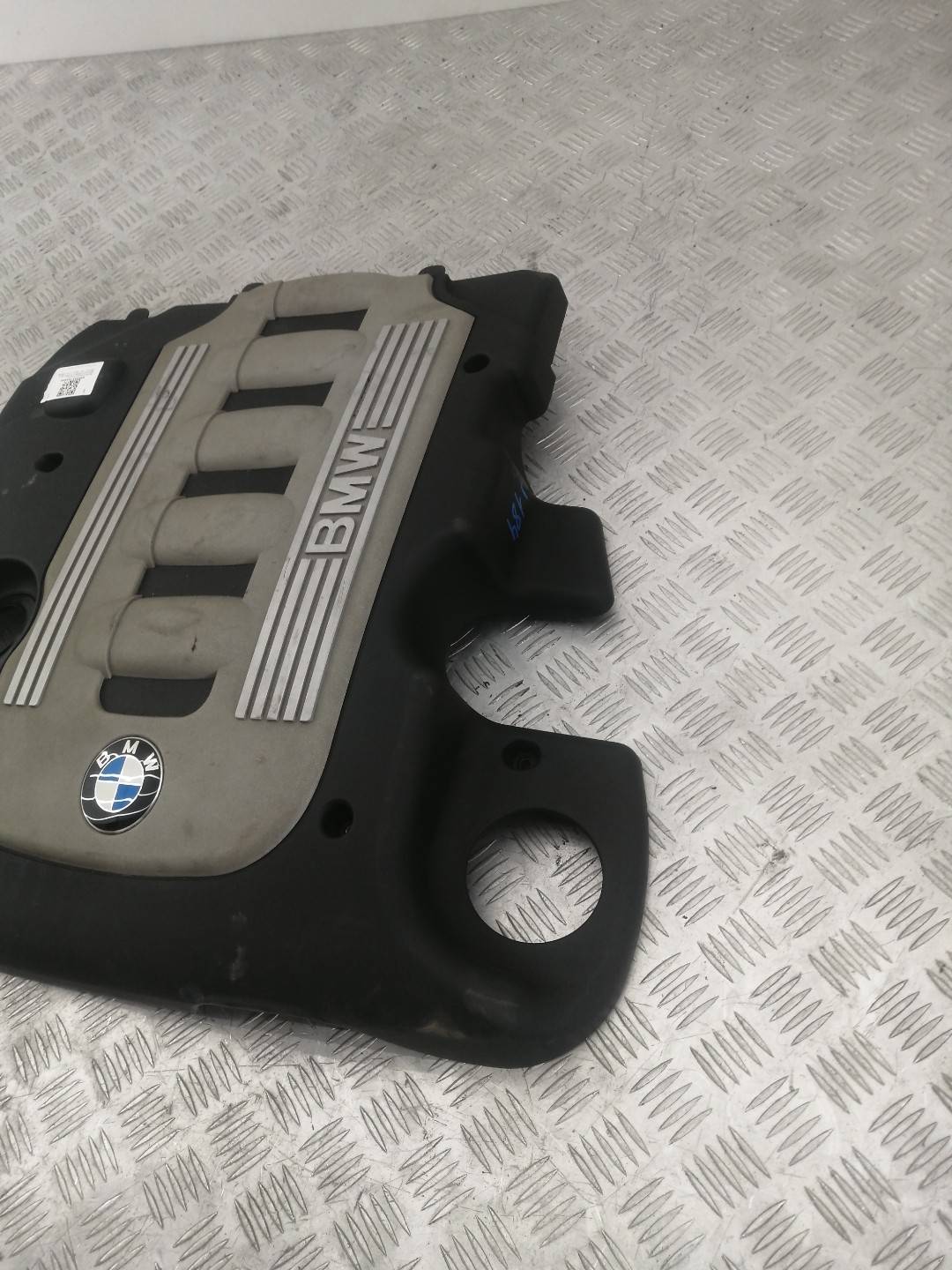 Накладка декоративная двигателя BMW 6-Series (E63/E64) купить в России