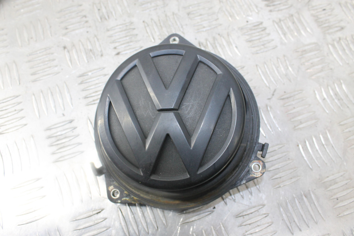 Кнопка открывания багажника Volkswagen Golf 6 купить в России
