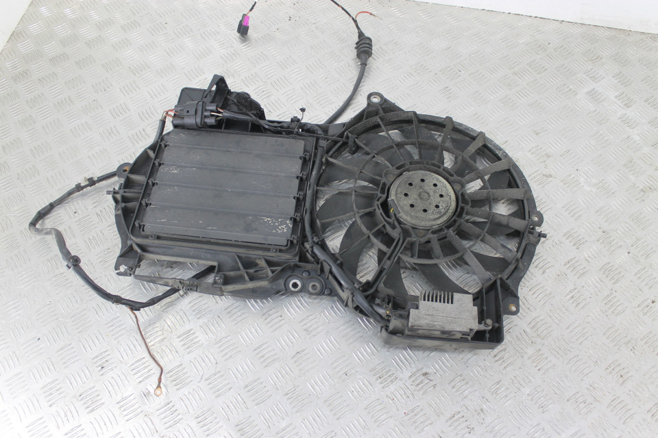 Вентилятор радиатора основного Audi A6 C6 купить в России