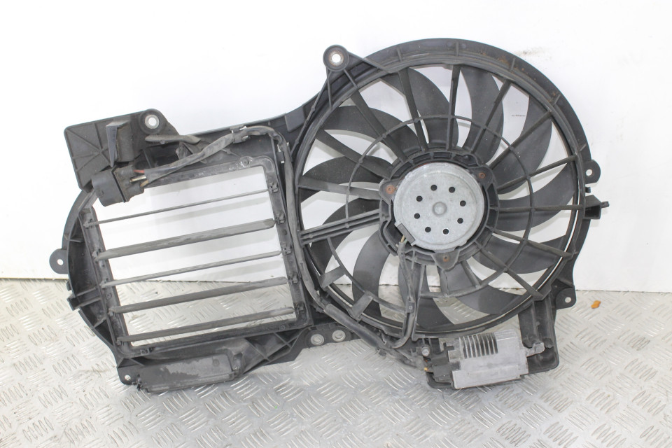 Вентилятор радиатора основного Audi A6 C6 купить в Беларуси