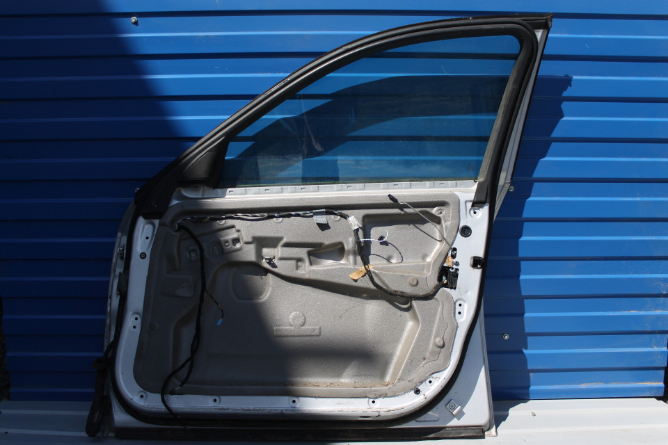 Дверь передняя правая BMW 5-Series (E60/E61) купить в Беларуси