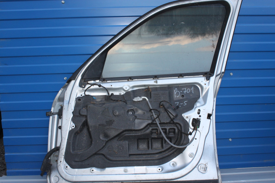 Дверь передняя правая BMW X3 (E83) купить в России