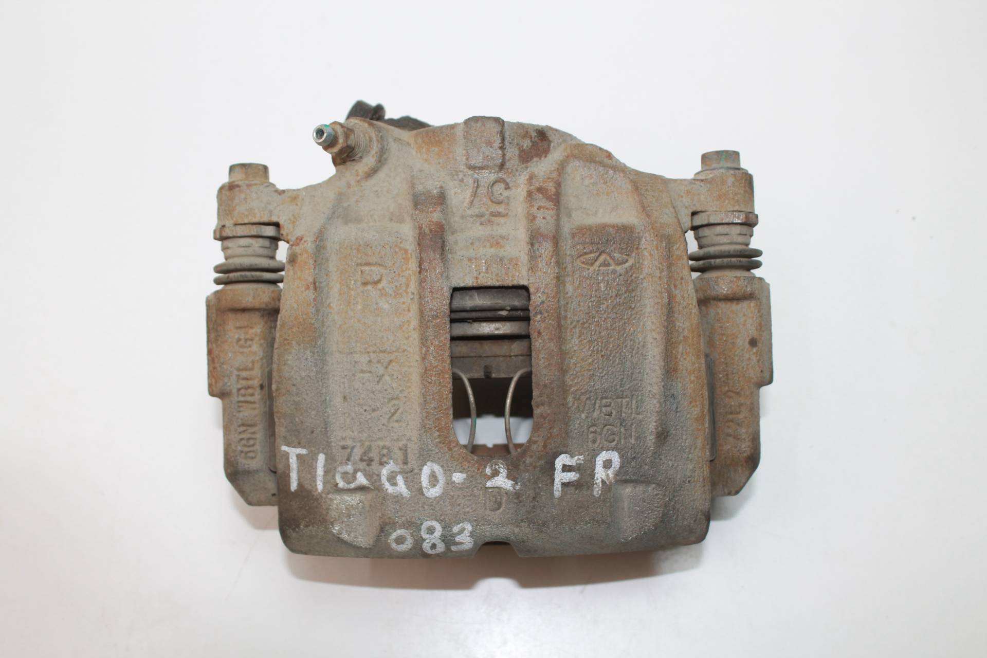 суппорт тормозной передний правый Chery Tiggo 2 2