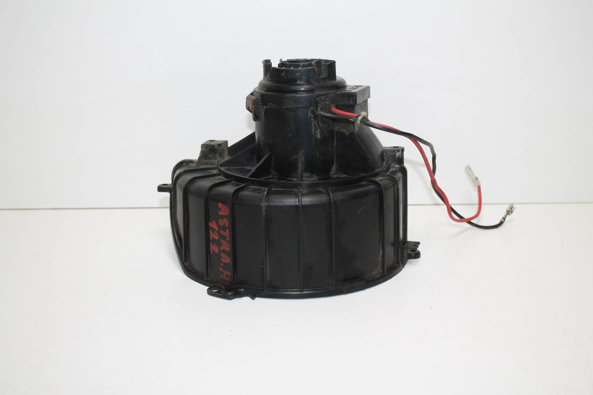 моторчик печки Opel Astra H