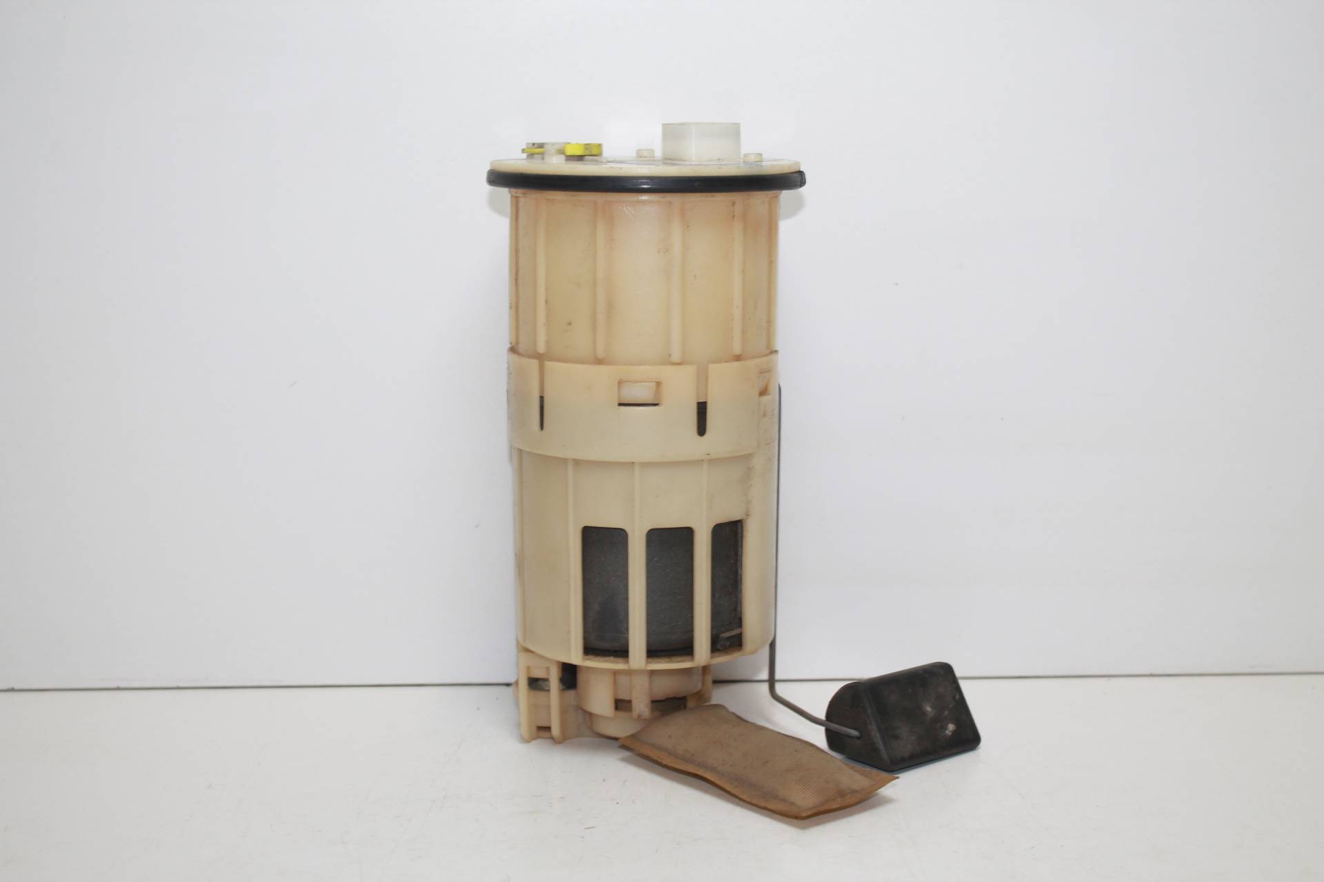 насос топливный в бак Toyota Prius