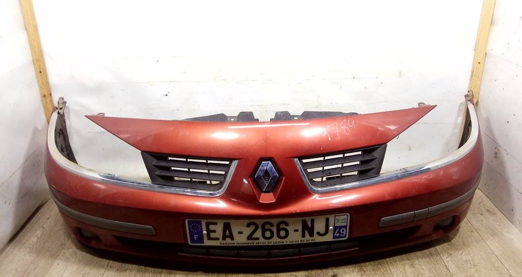 Накладка (клык) бампера левый Renault Laguna 2 купить в Беларуси