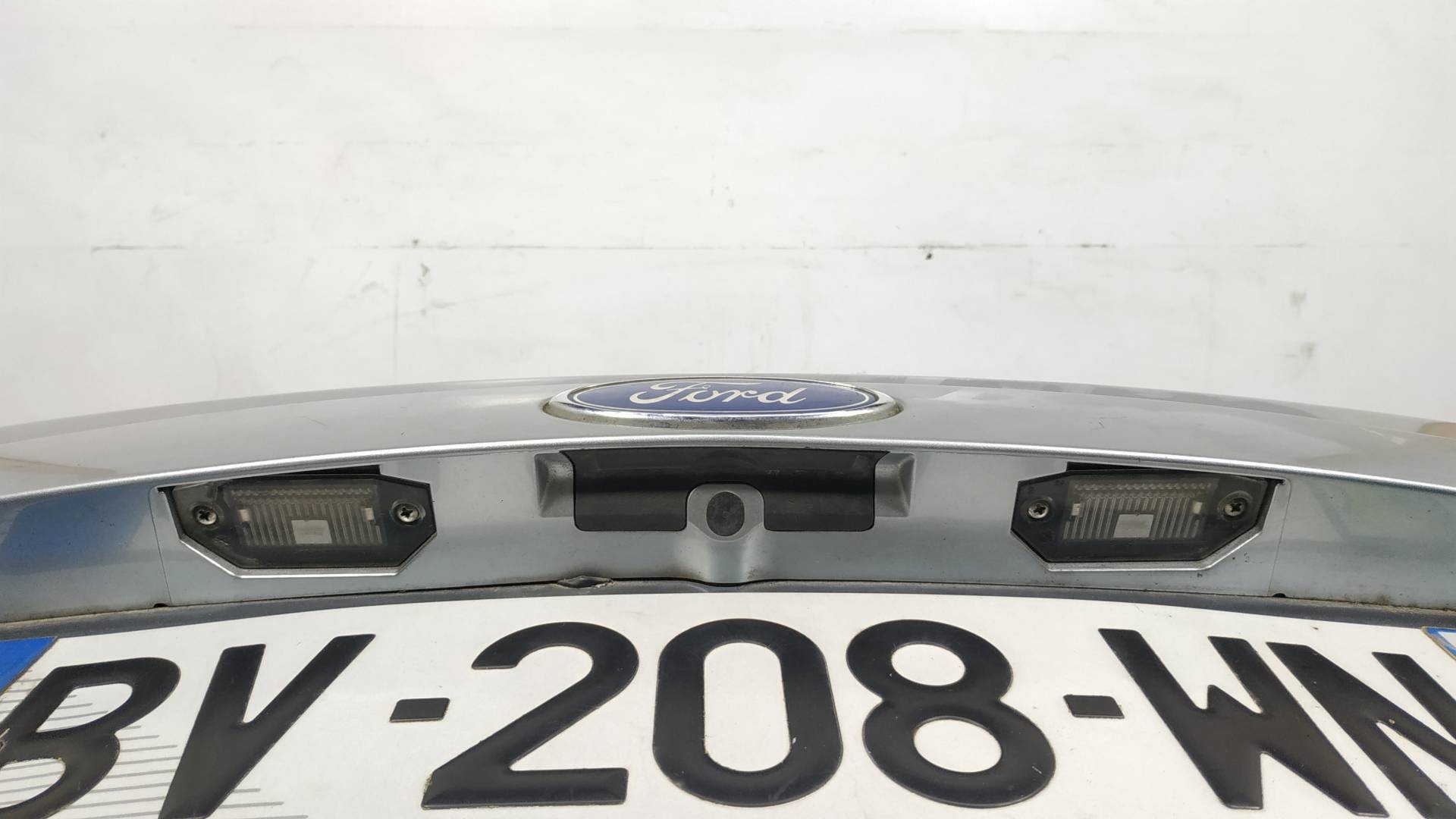 Подсветка номера Ford Mondeo 3 купить в Беларуси