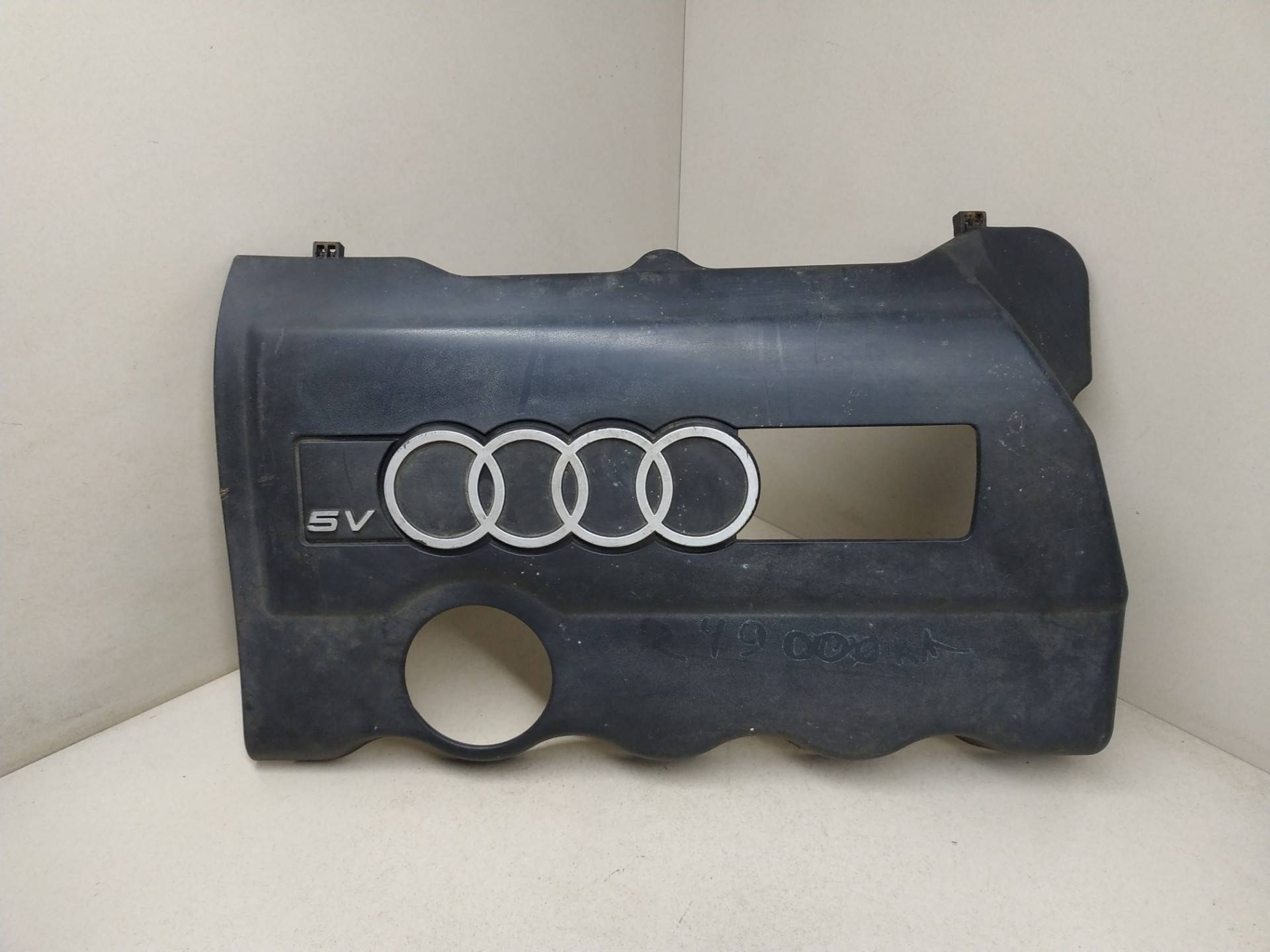 Накладка декоративная двигателя Audi A4 B5 купить в Беларуси