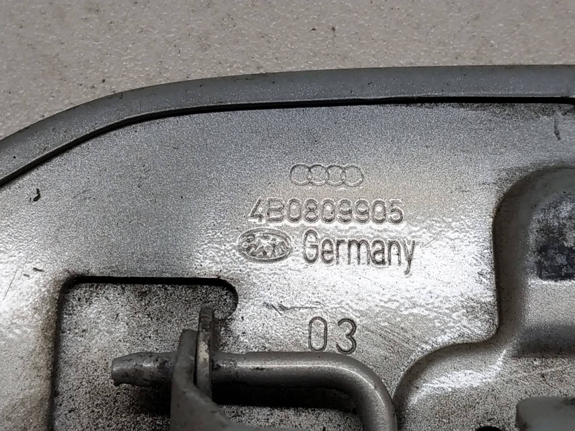 Лючок бензобака Audi A6 C5 купить в России