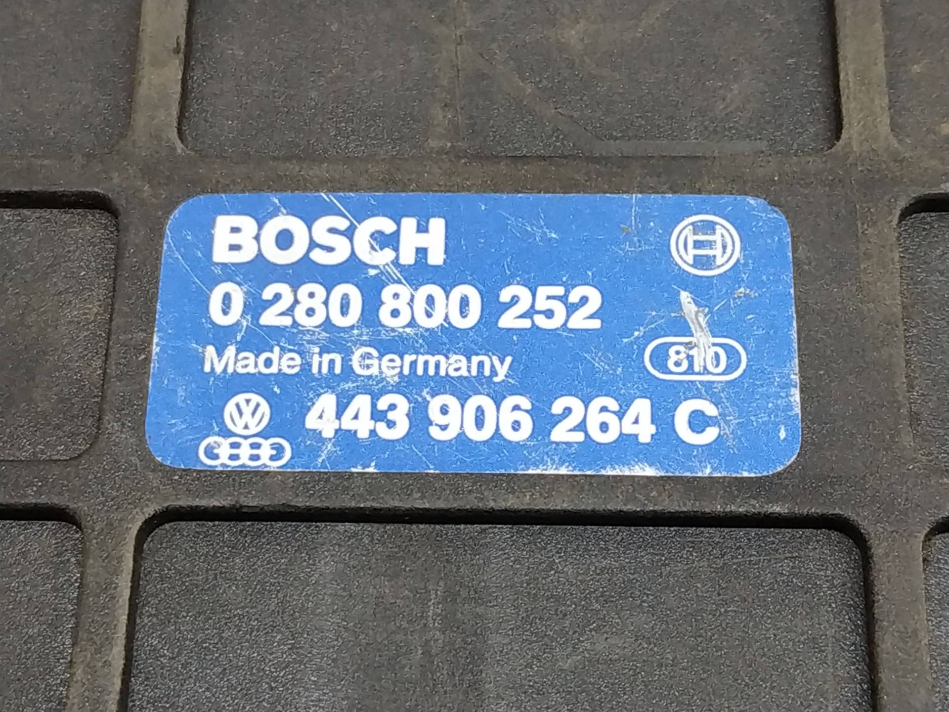 Блок управления двигателем Audi 90 B3 купить в России