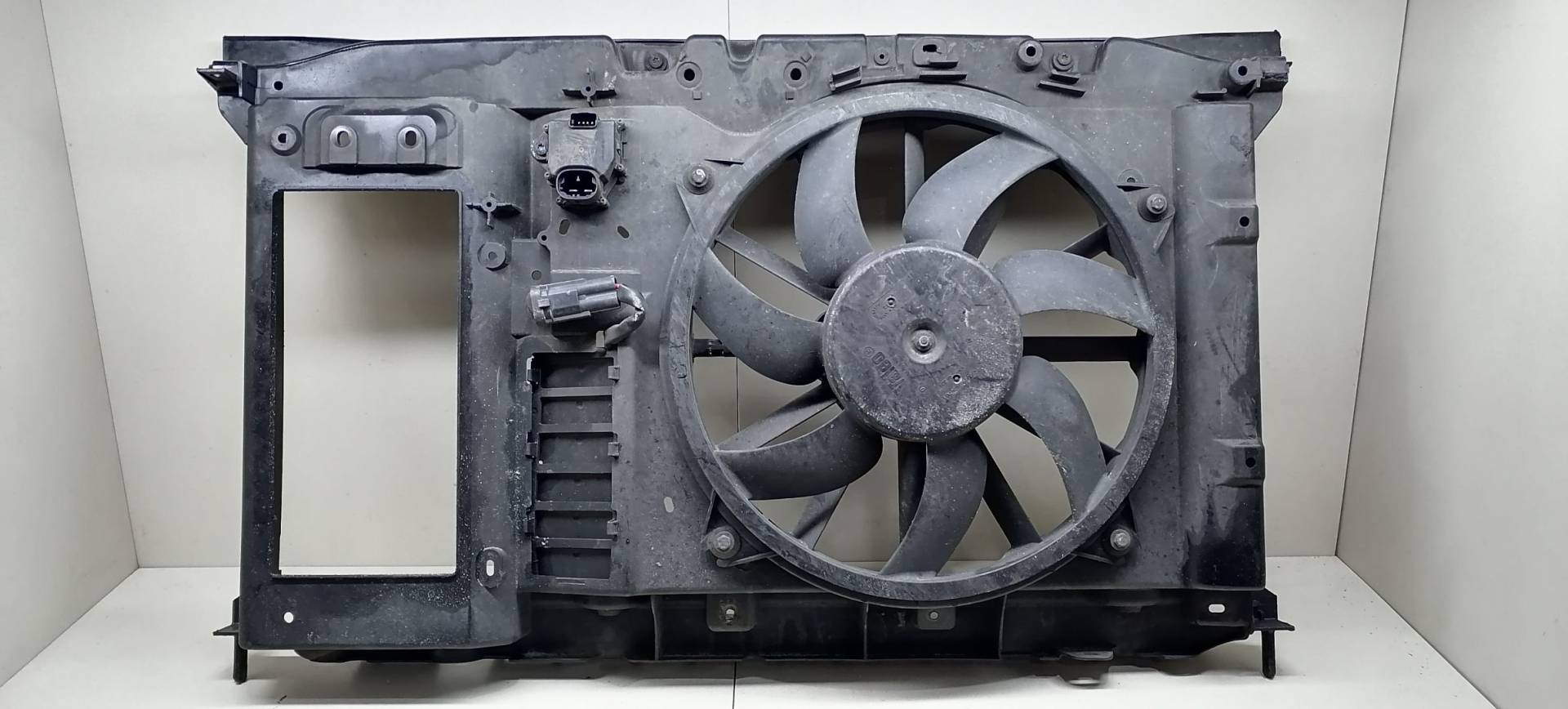 Вентилятор радиатора основного Citroen C4 Picasso 2 купить в Беларуси