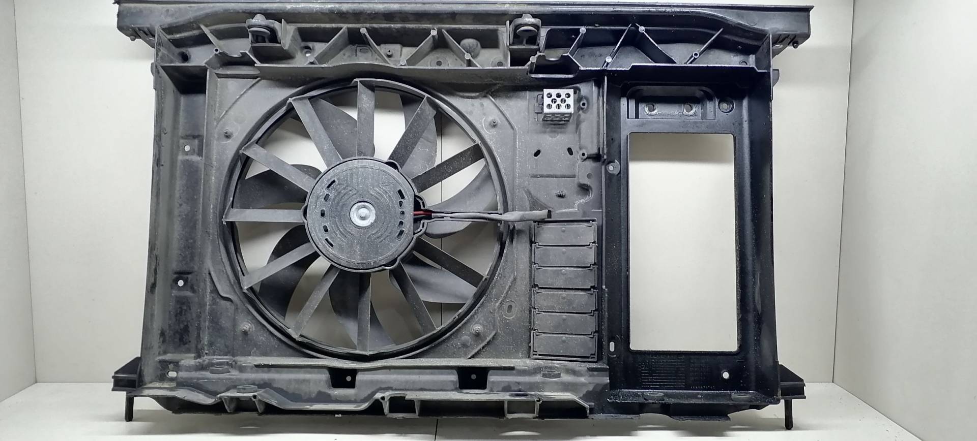Вентилятор радиатора основного Citroen C4 Picasso 2 купить в России