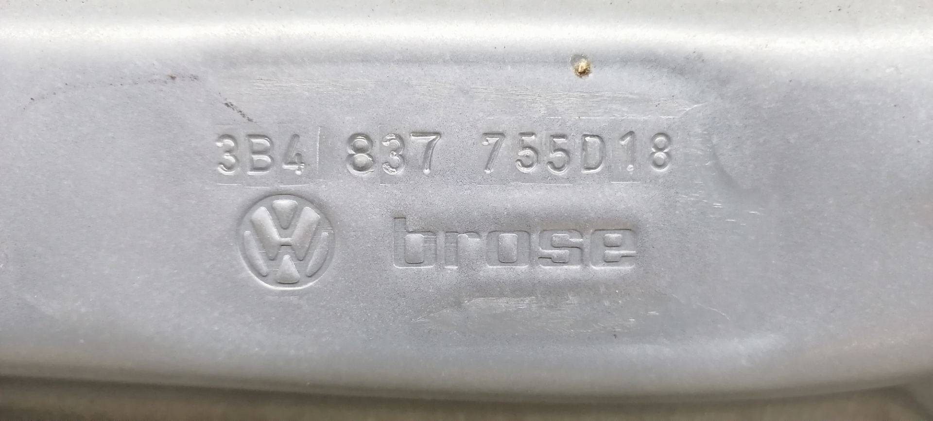 Стеклоподъемник механический двери передней левой Volkswagen Passat 5 купить в Беларуси