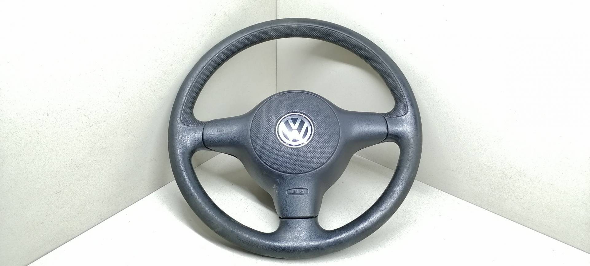 Подушка безопасности в рулевое колесо Volkswagen Polo 3 купить в Беларуси