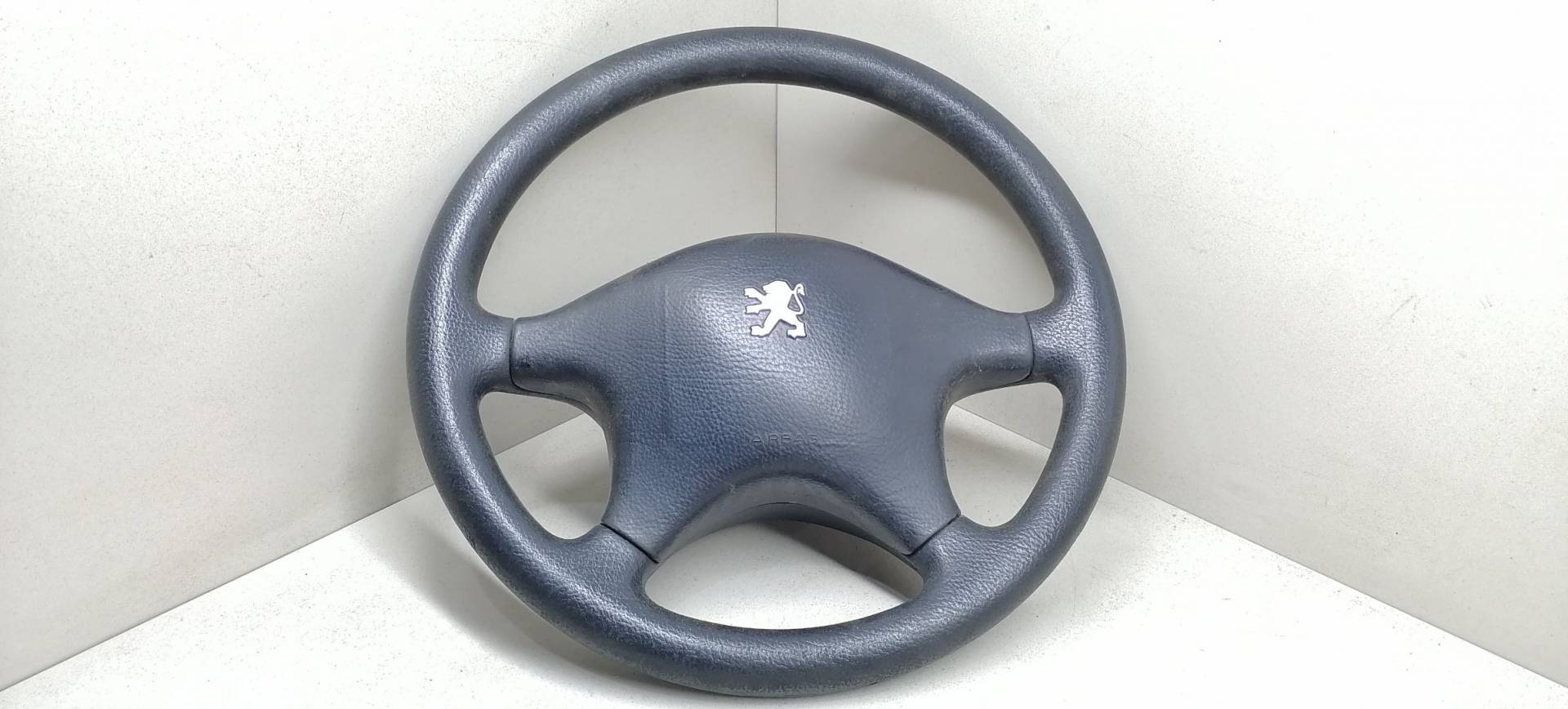 Подушка безопасности в рулевое колесо Peugeot 406 купить в Беларуси
