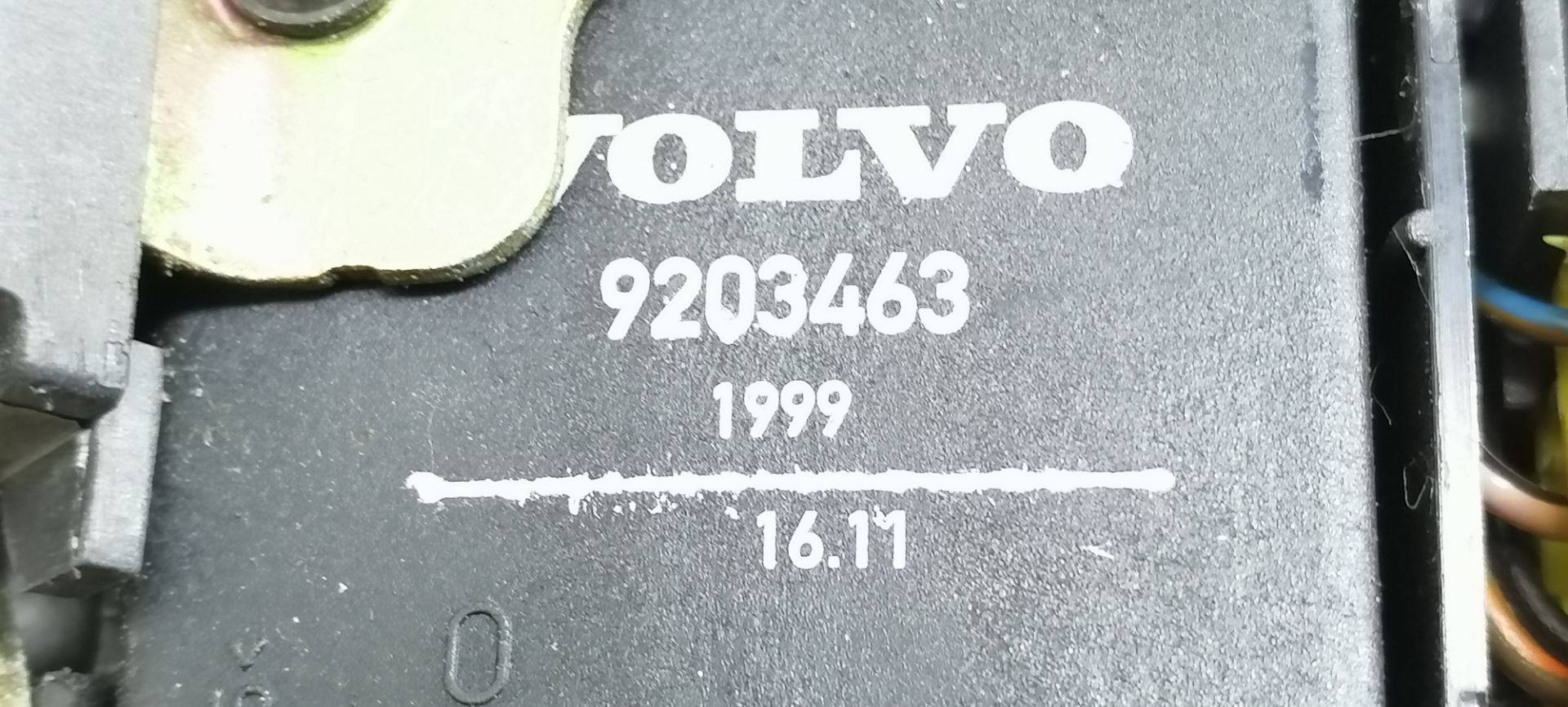 Замок крышки багажника Volvo S80 1 купить в Беларуси