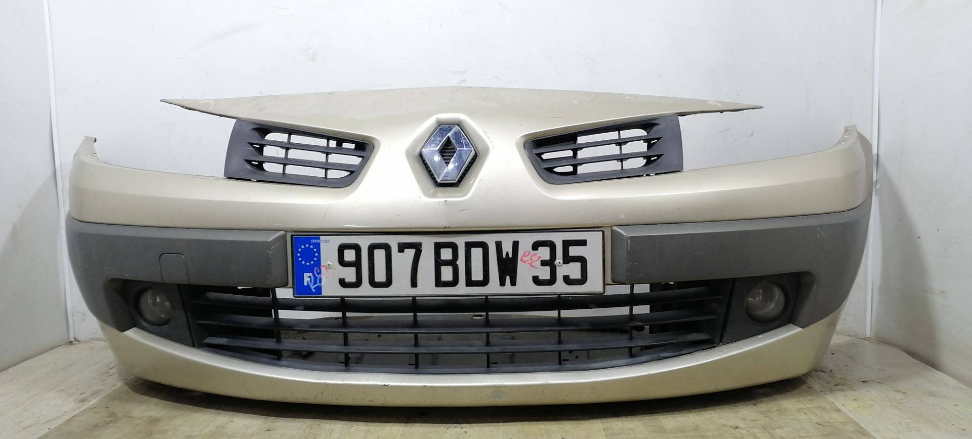 Бампер передний Renault Megane 2 купить в Беларуси