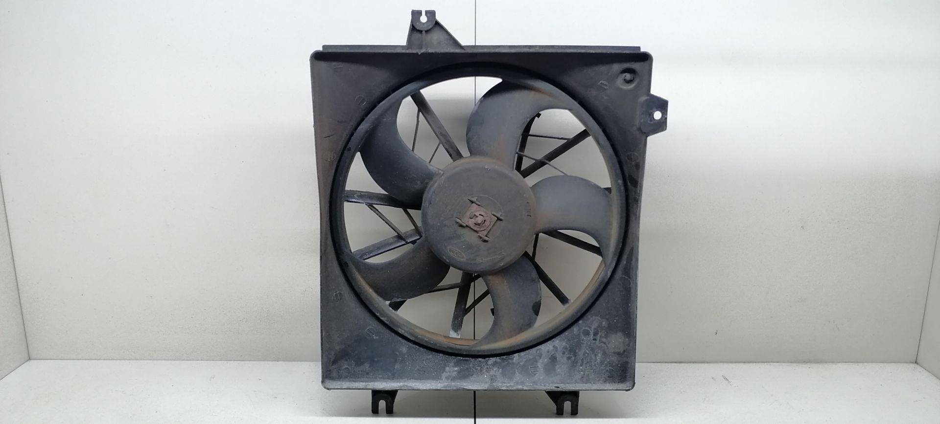 Вентилятор радиатора основного Hyundai Lantra 2 купить в Беларуси