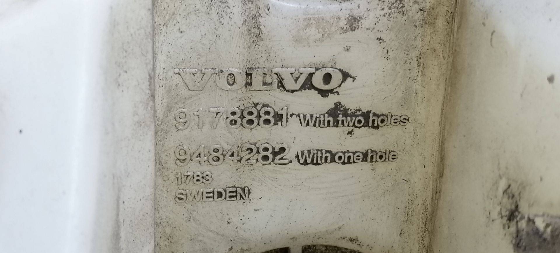 Бачок омывателя Volvo S80 1 купить в Беларуси