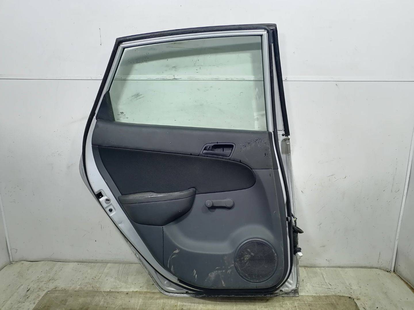 Дверь задняя левая Hyundai i30 1 купить в России