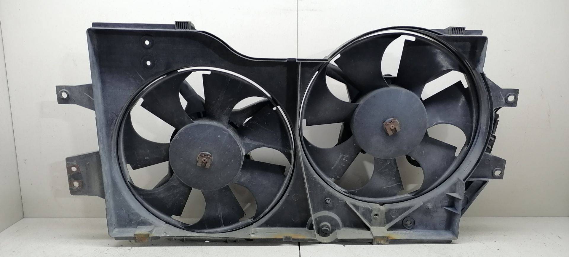 Вентилятор радиатора основного Chrysler Voyager 3 купить в Беларуси