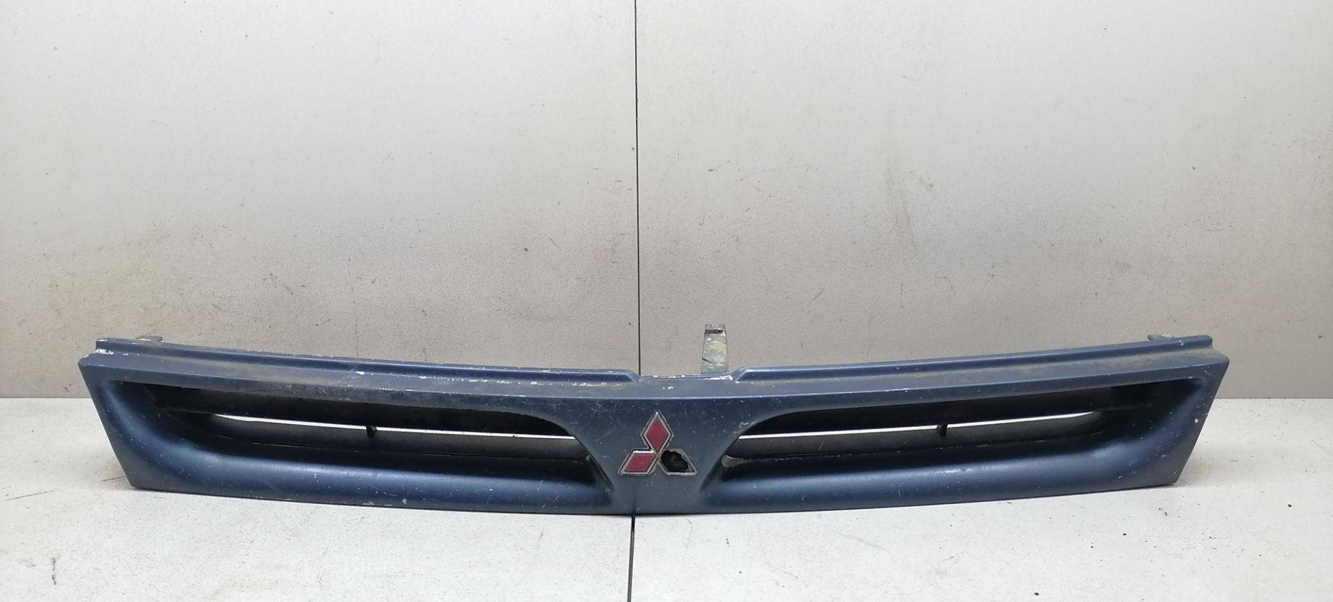 Решетка радиатора Mitsubishi Lancer 6 купить в Беларуси