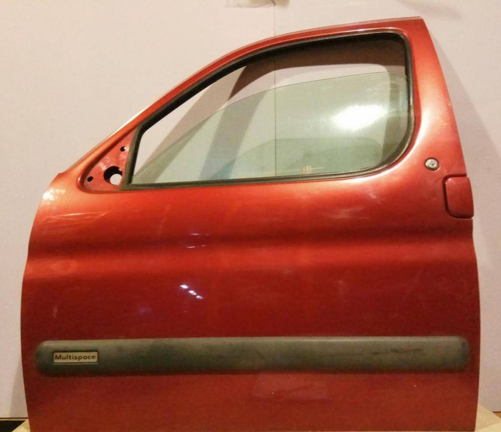 Стекло двери передней левой Citroen Berlingo 1 купить в Беларуси