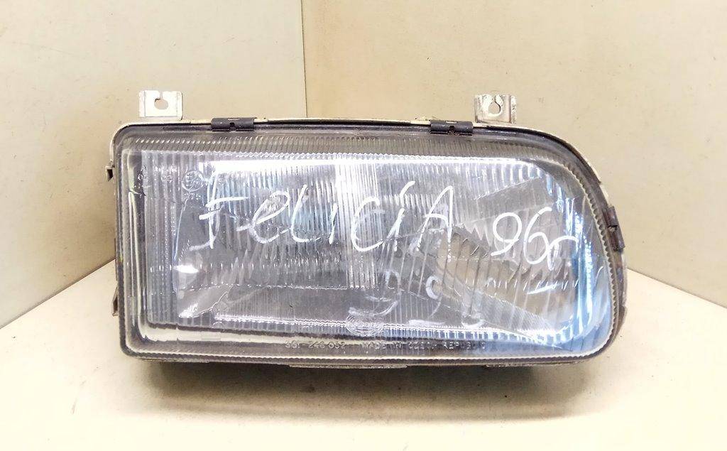 Фара передняя правая Skoda Felicia купить в России