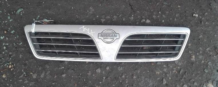 Решетка радиатора Nissan Maxima 4 купить в России