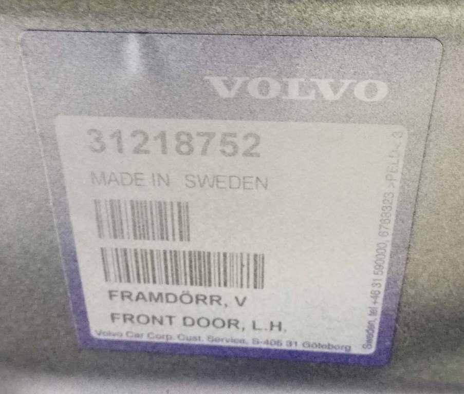Дверь передняя левая Volvo XC90 1 купить в Беларуси